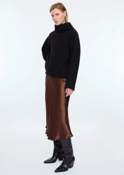 Bias satin skirt