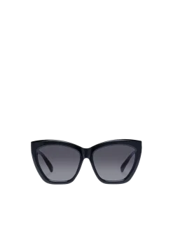 Cat-eye sunglasses