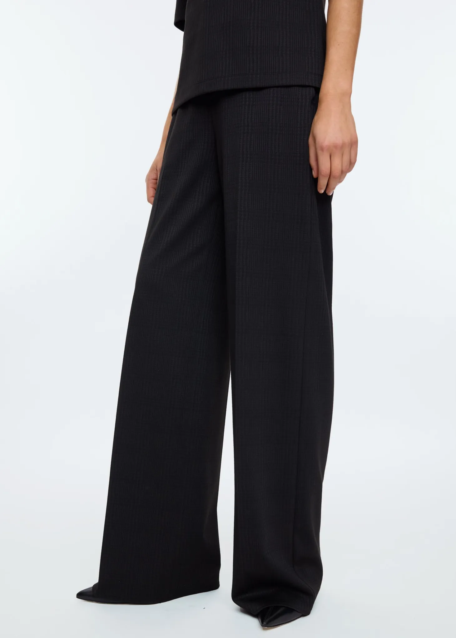 Checkered loose fit pants