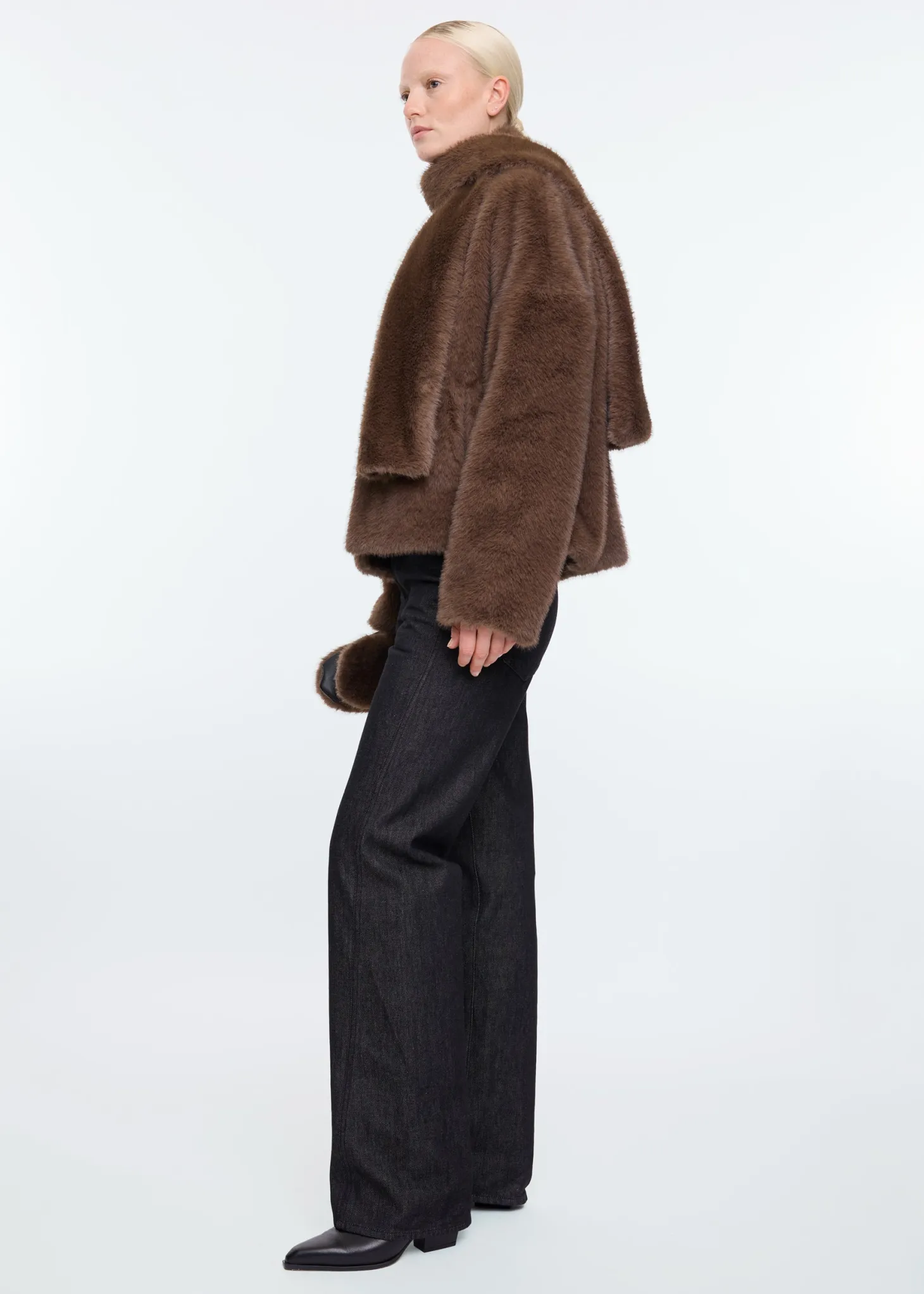 Clean faux fur coat