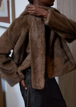 Clean faux fur coat