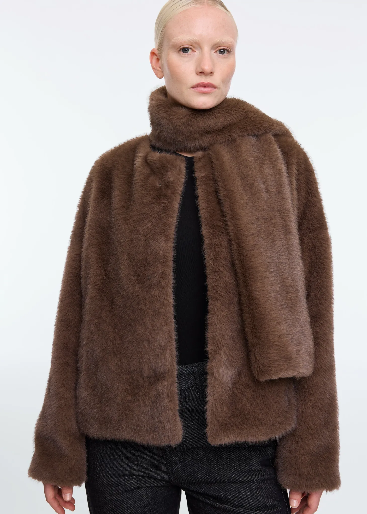 Clean faux fur coat