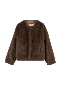 Clean faux fur coat