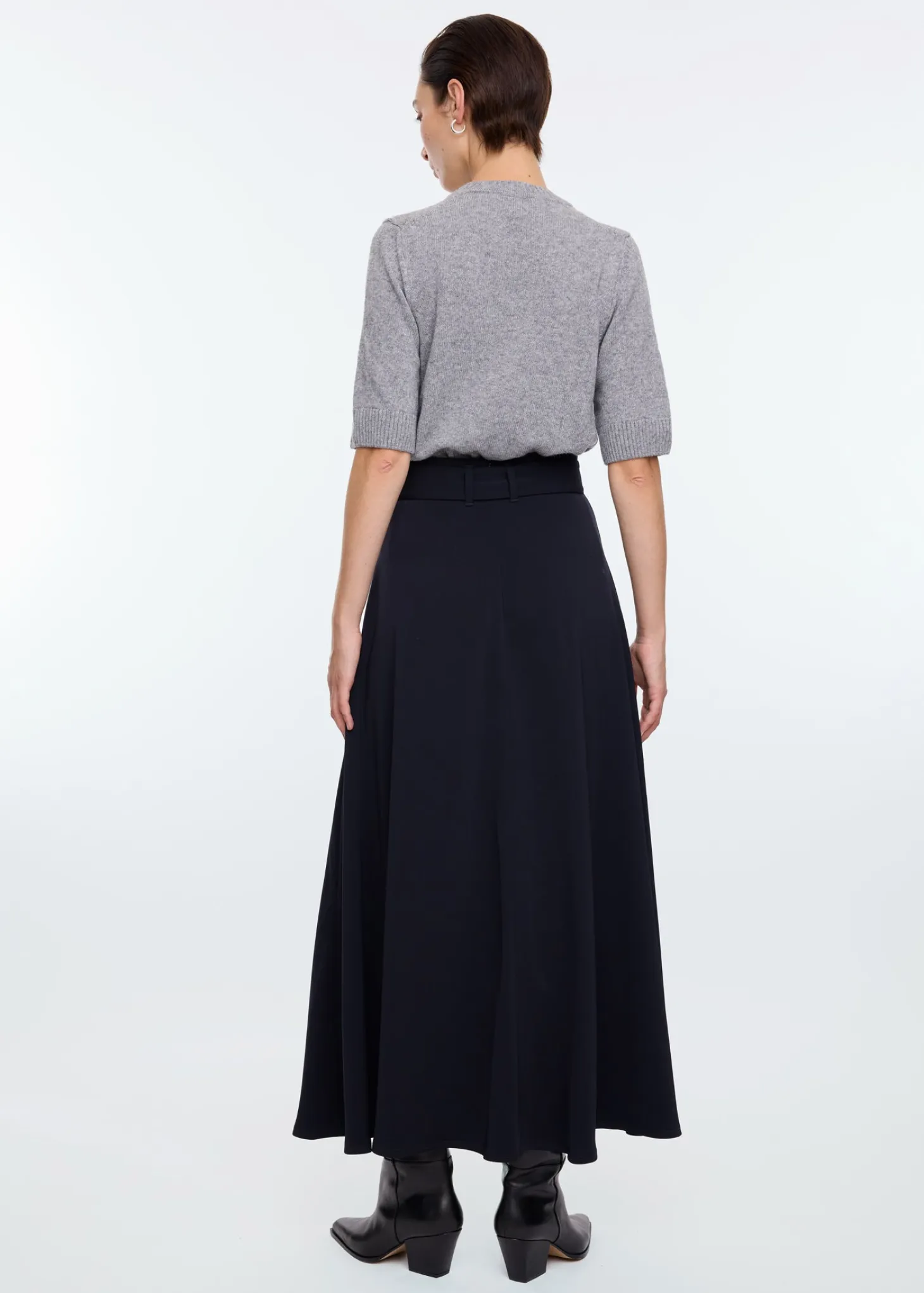 Crepe skirt