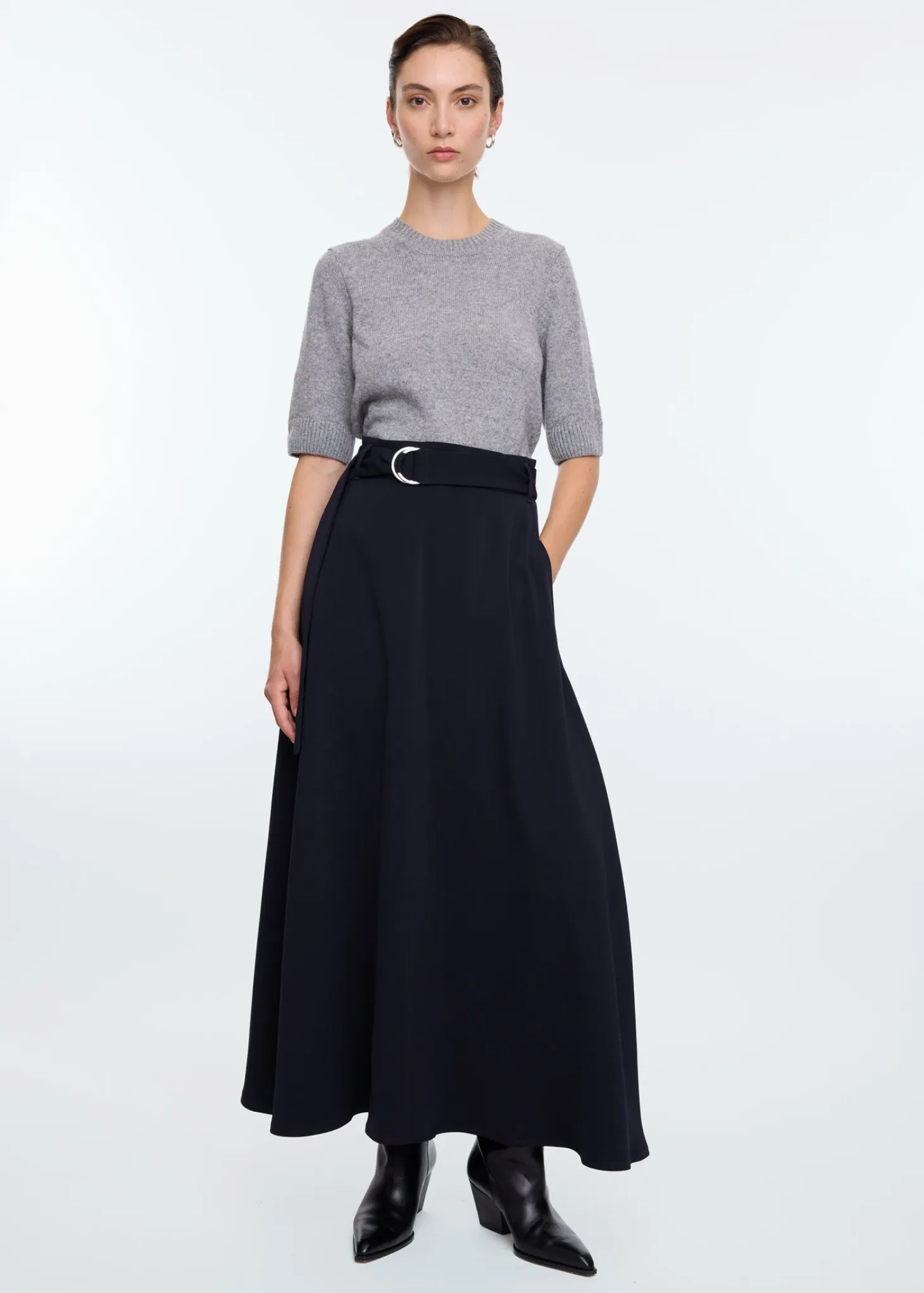 Crepe skirt