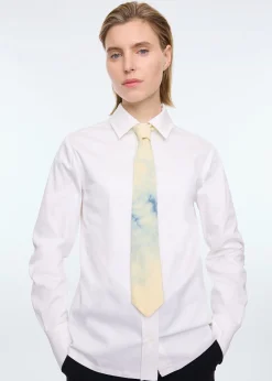 Heavy tinted tie
