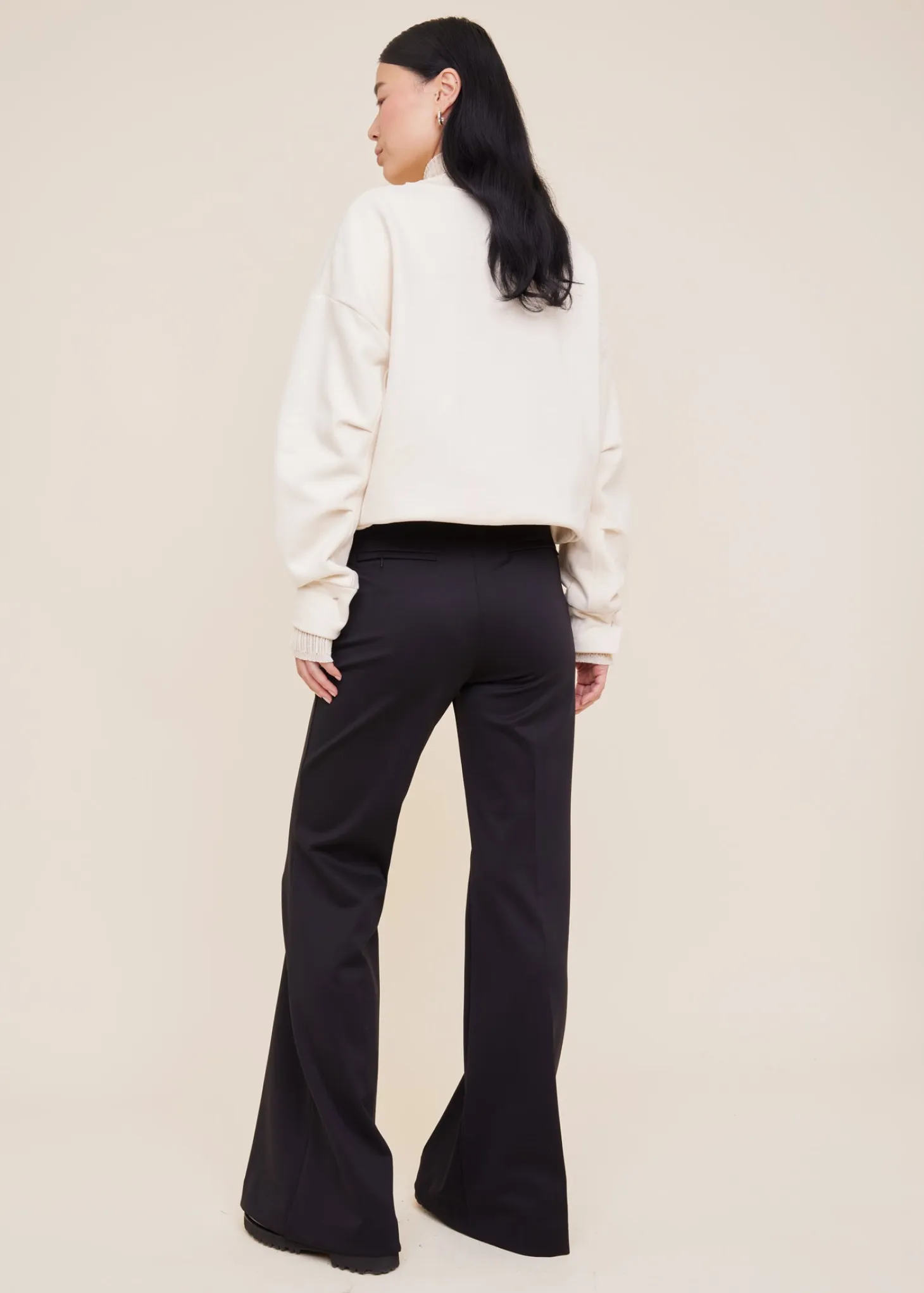 Hightech flaired broek
