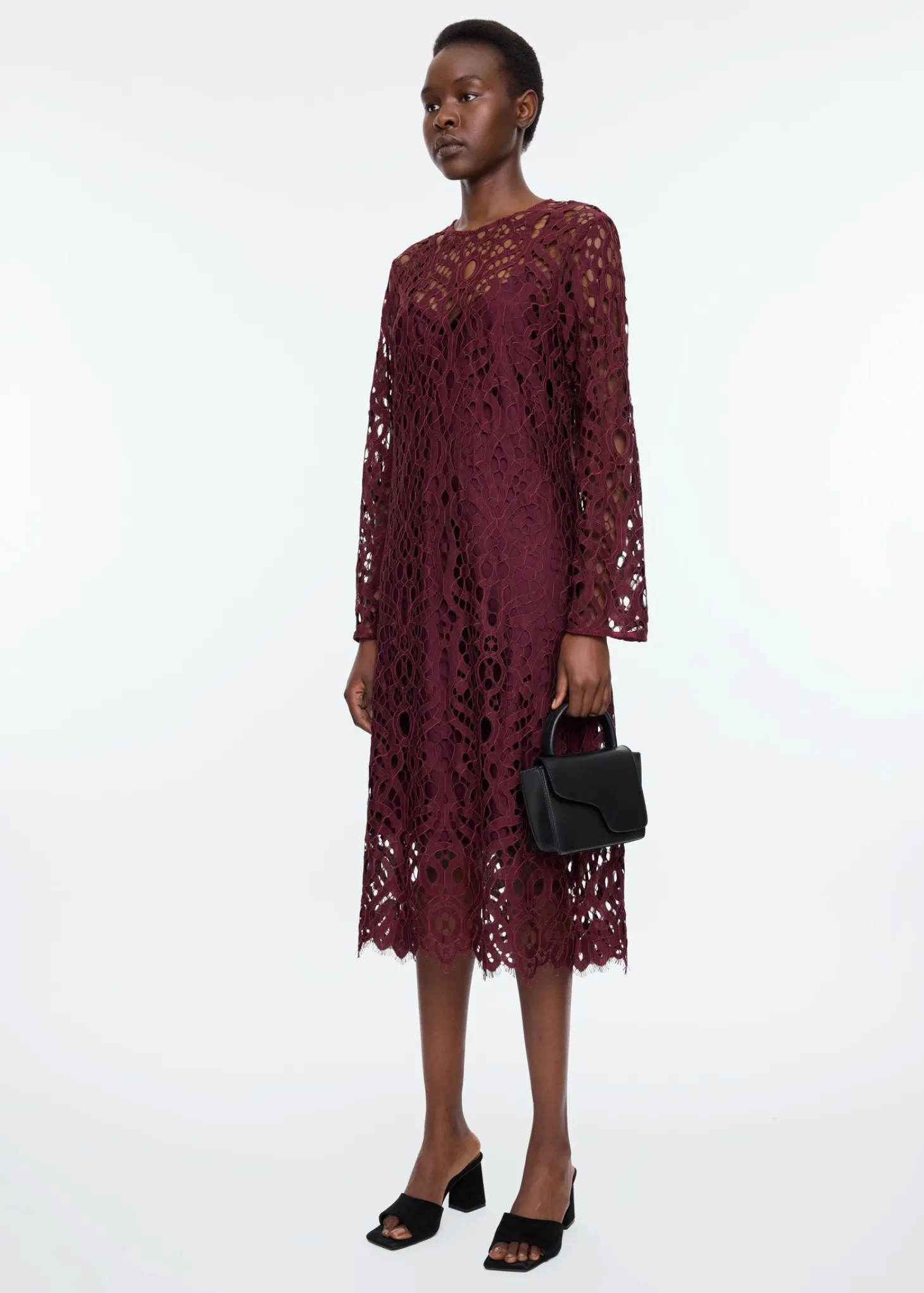 Lace midi dress