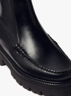 Leather chelsea boots
