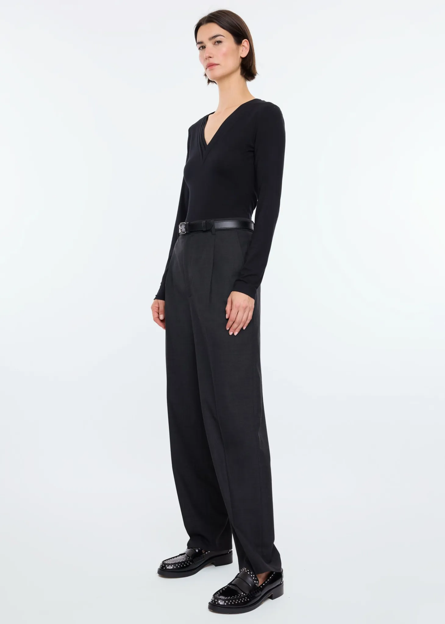 Low crotch wool chino