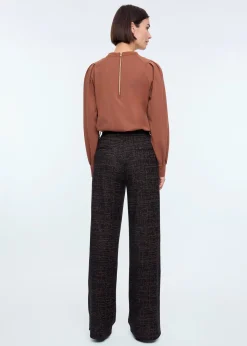 Pleated sleeve punto top