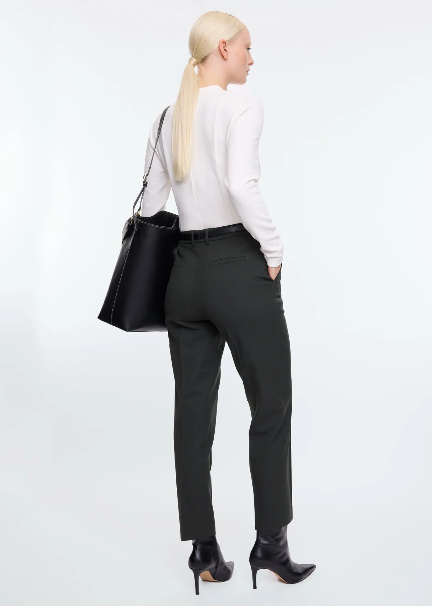 Rib v-neck top