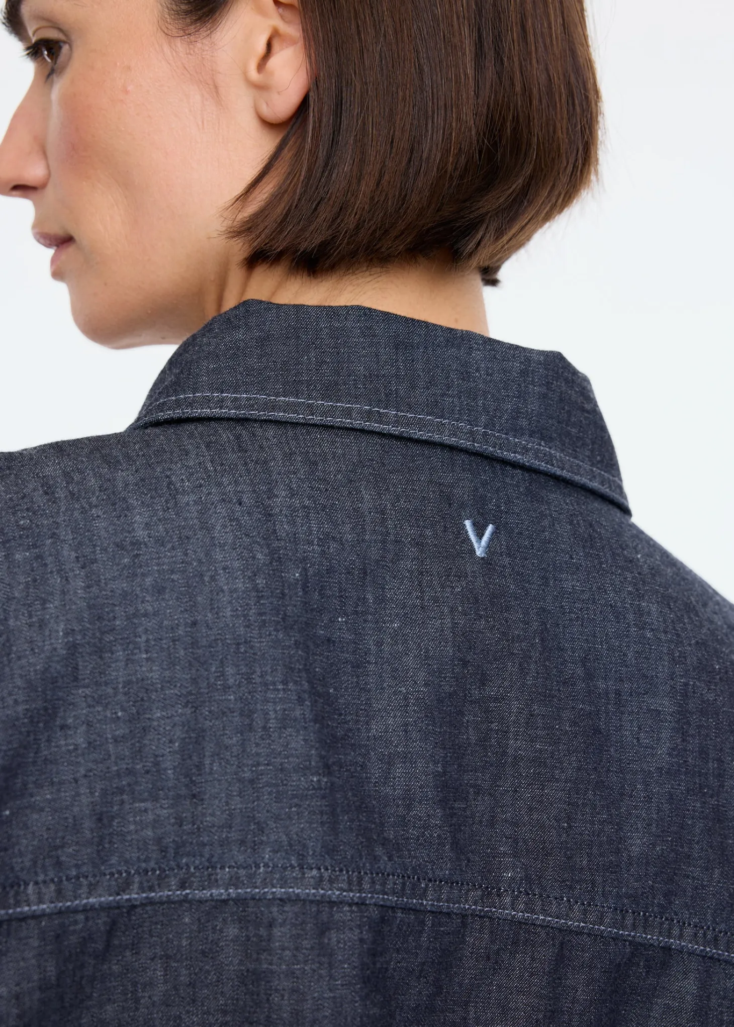 Rinsed chambray blouse
