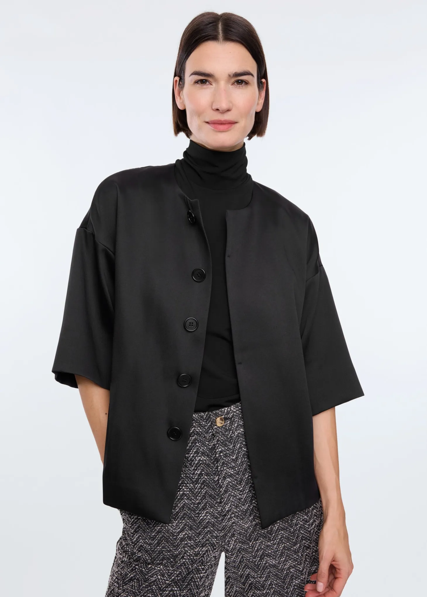 Round neck satin jacket