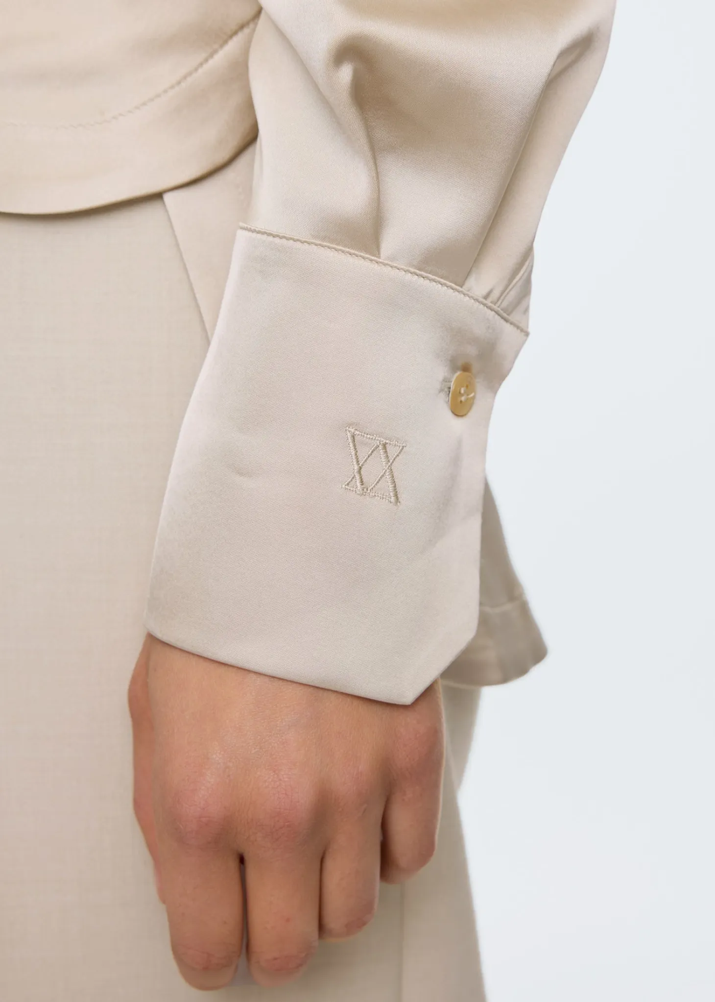 Satin viscose stretch