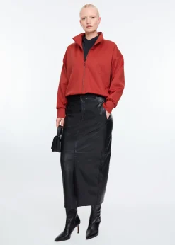Smooth indoor jacket