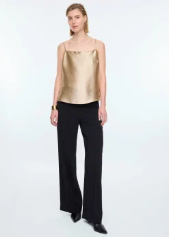 Strap metallic top