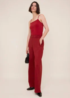 Thin strap travel top
