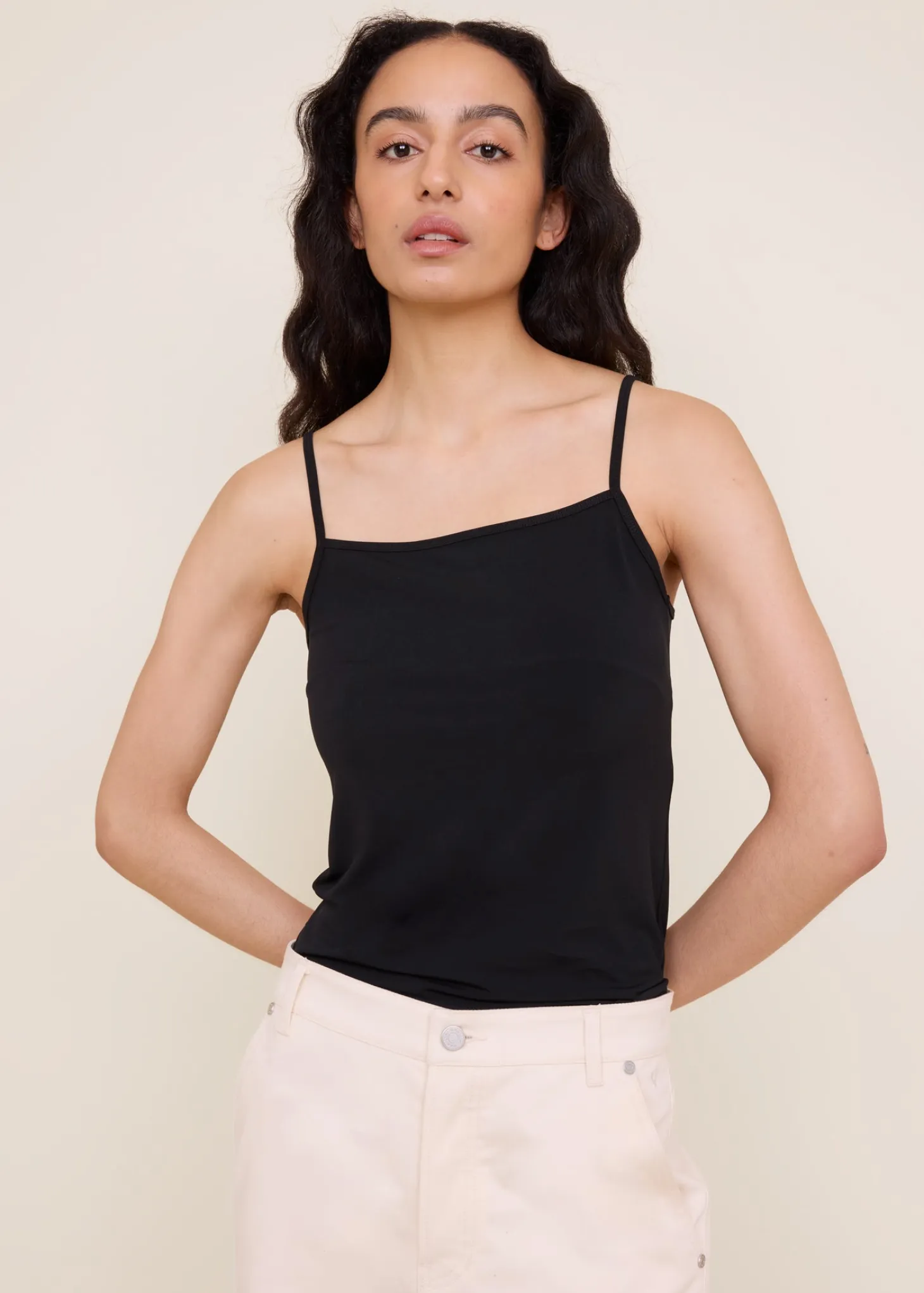 Thin strap travel top