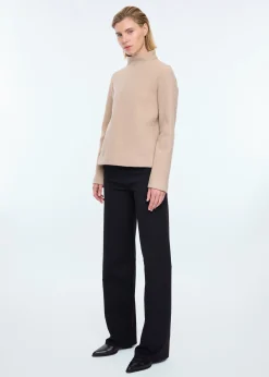 Turtle curl wool sweater