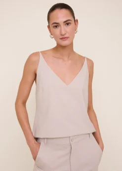 V-shape viscose singlet